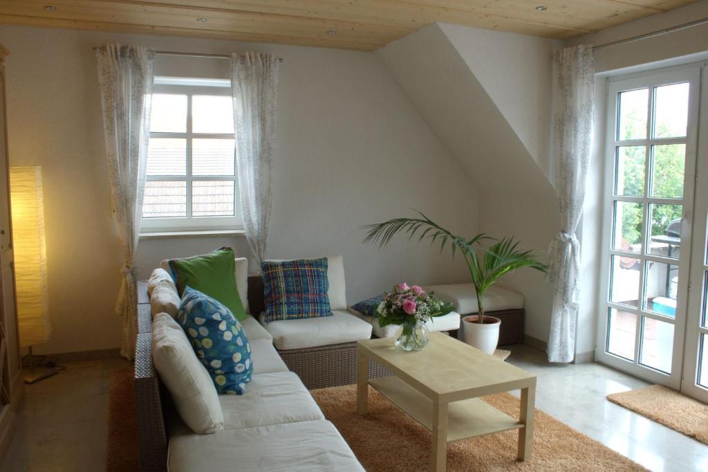 Landhotel Rangau Gasthof&Brennerei Markt Erlbach Zimmer foto